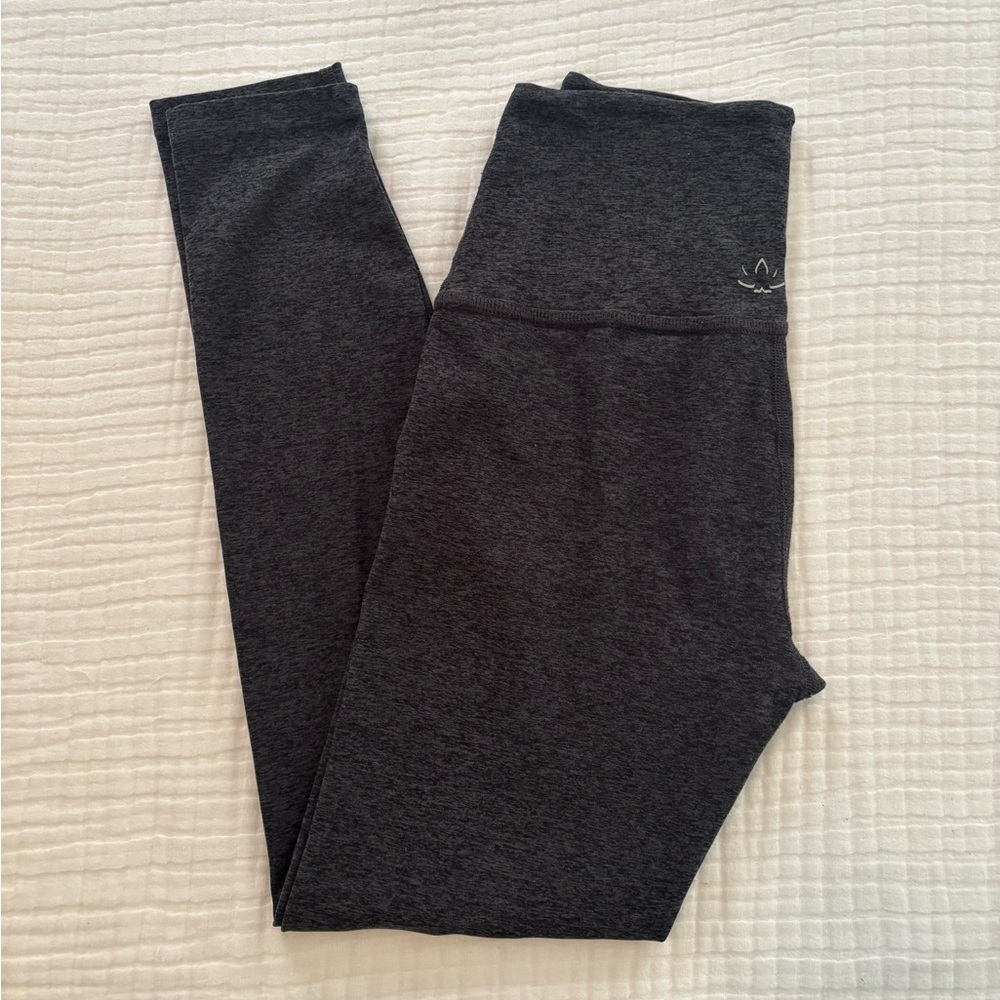 Beyond Yoga Caught in the Midi High Waisted Leggings Dark Gray Small